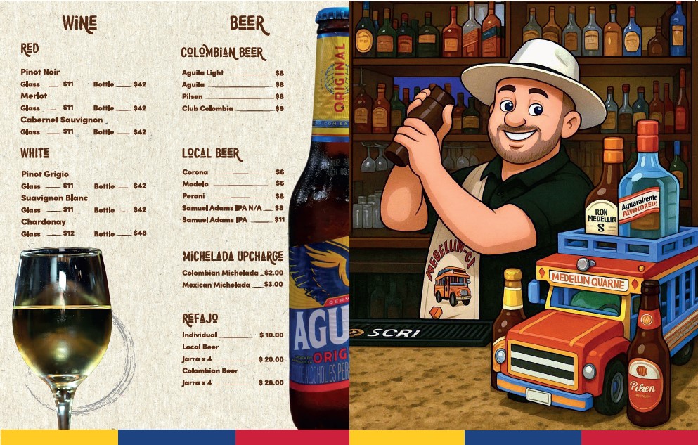 Selección de bebidas variadas incluyendo jugos naturales, refrescos y bebidas tradicionales servidas con estilo.